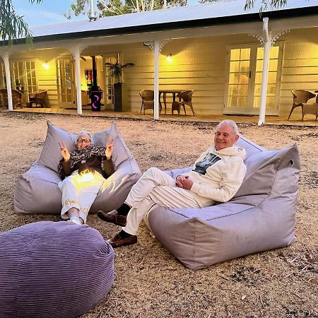 Llewellin'S Guest House Margaret River Eksteriør billede