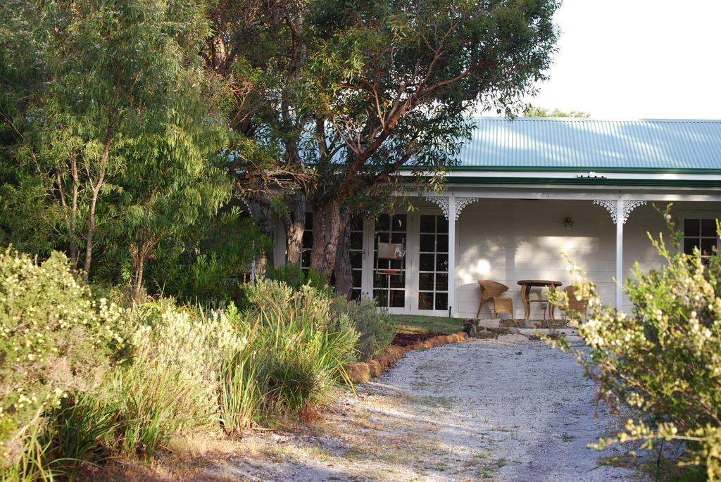 Llewellin'S Guest House Margaret River Eksteriør billede